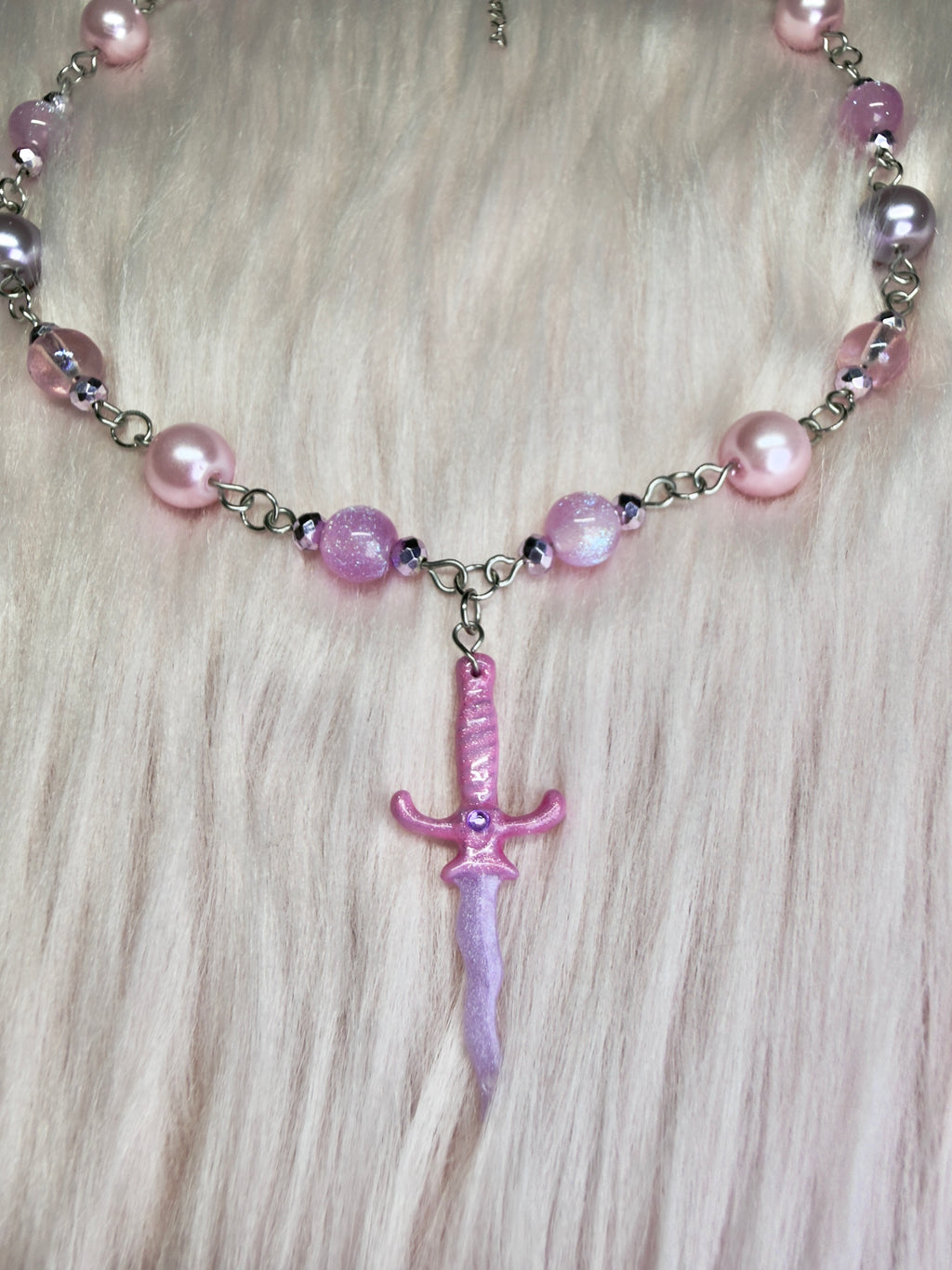 BRAIN & HEART ♡ dagger necklace