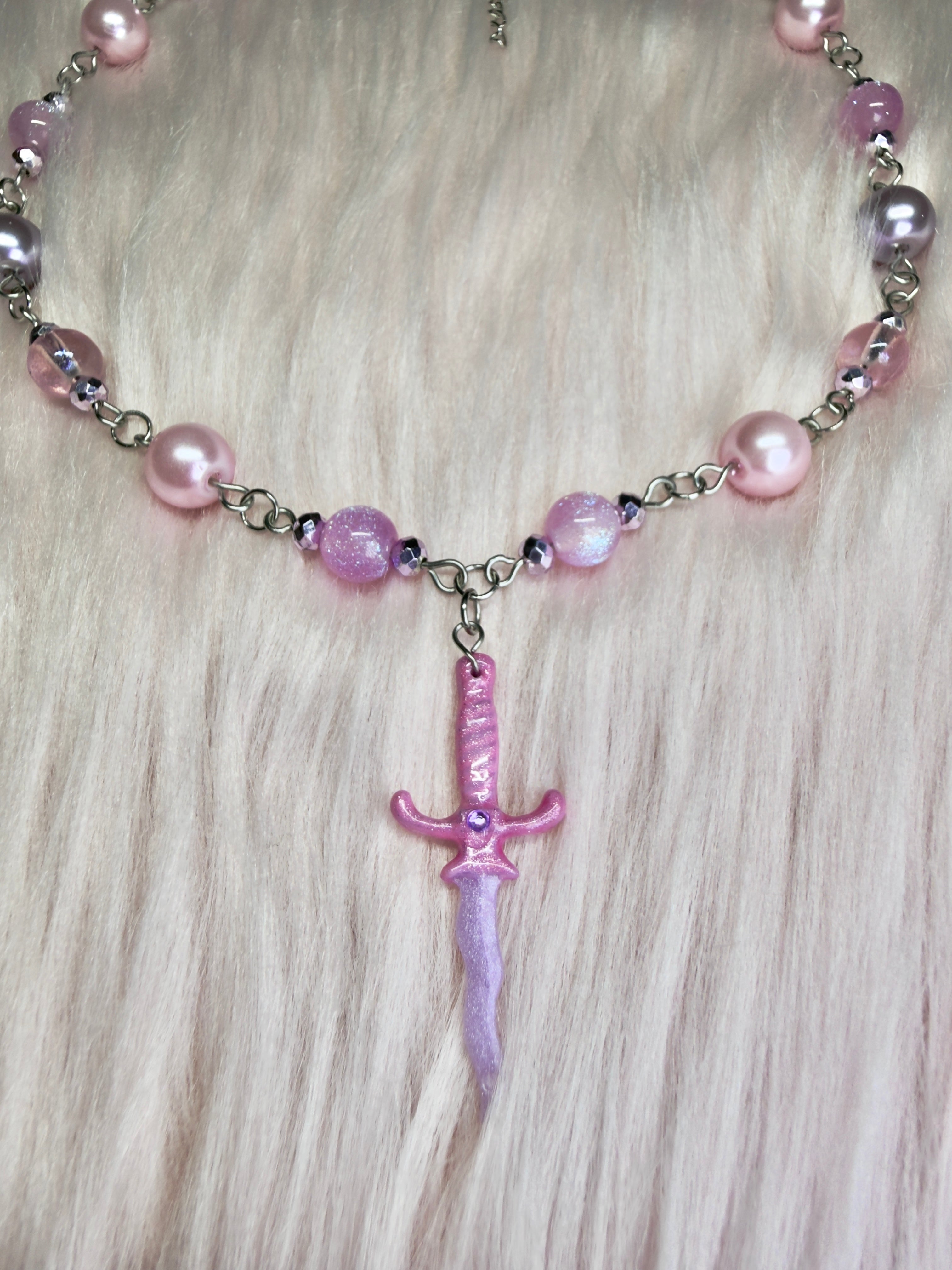 BRAIN & HEART ♡ dagger necklace