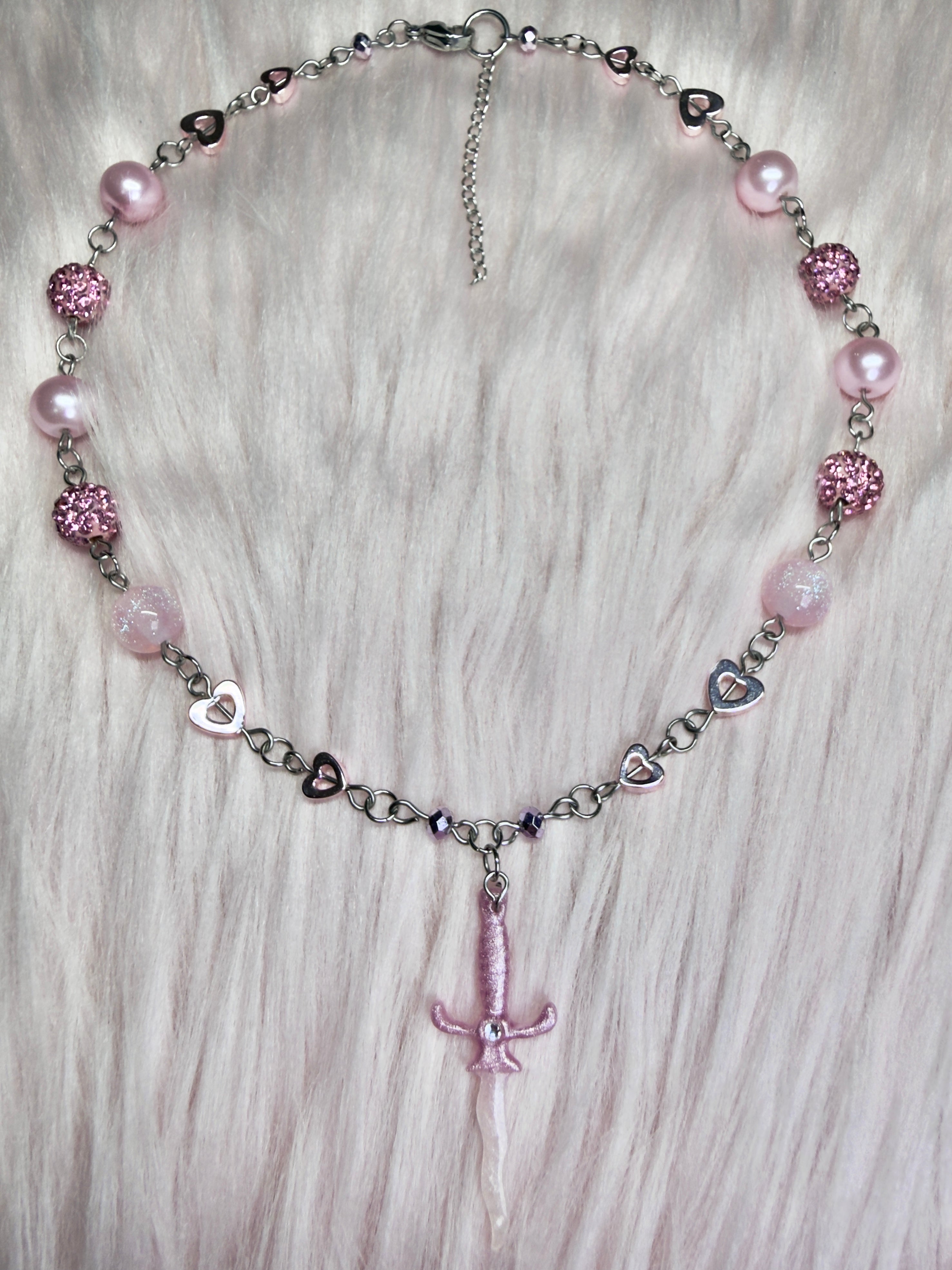 PINK LEGEND ♡ dagger necklace