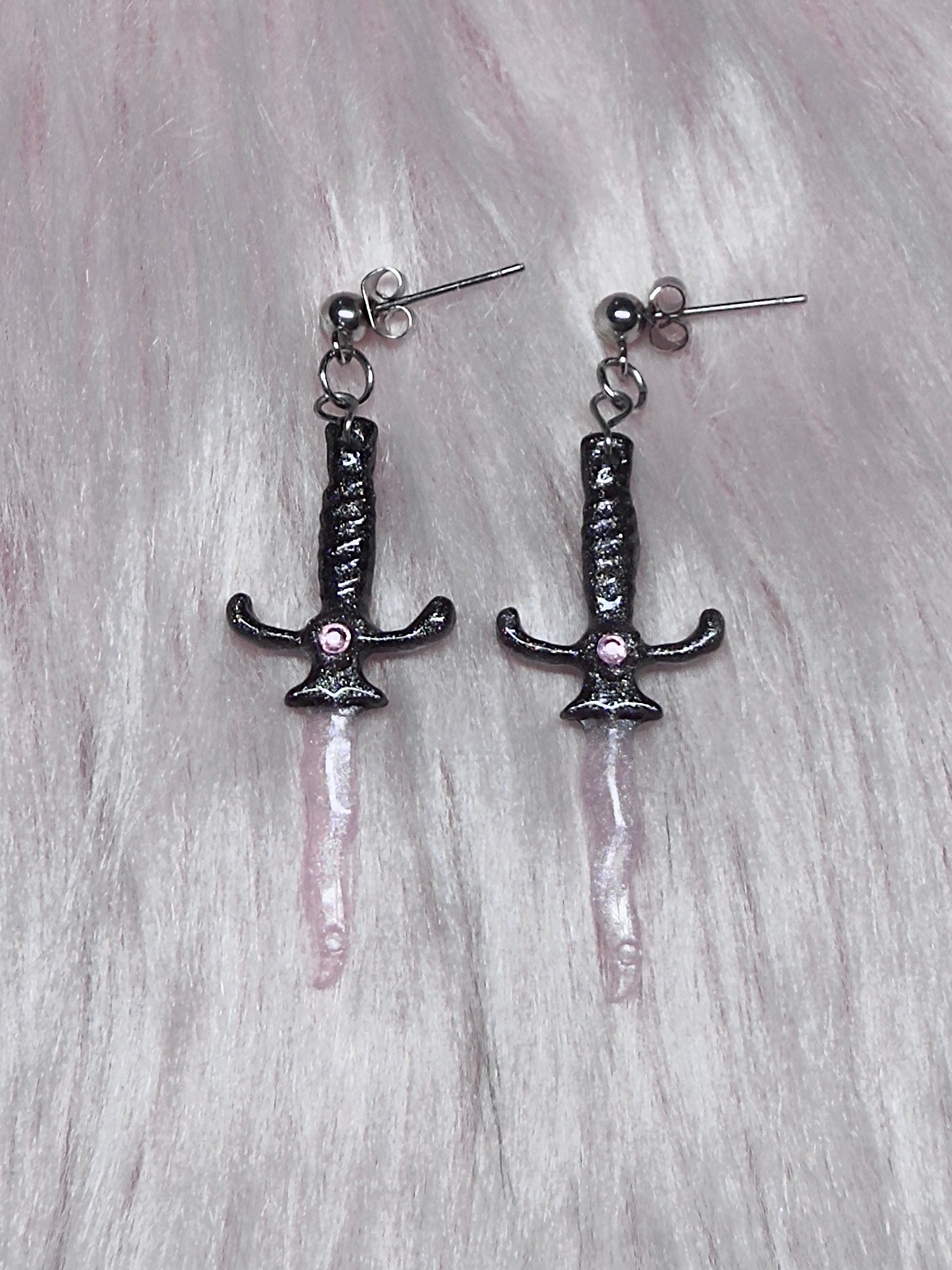 VAMPIRE ♡ dagger earrings