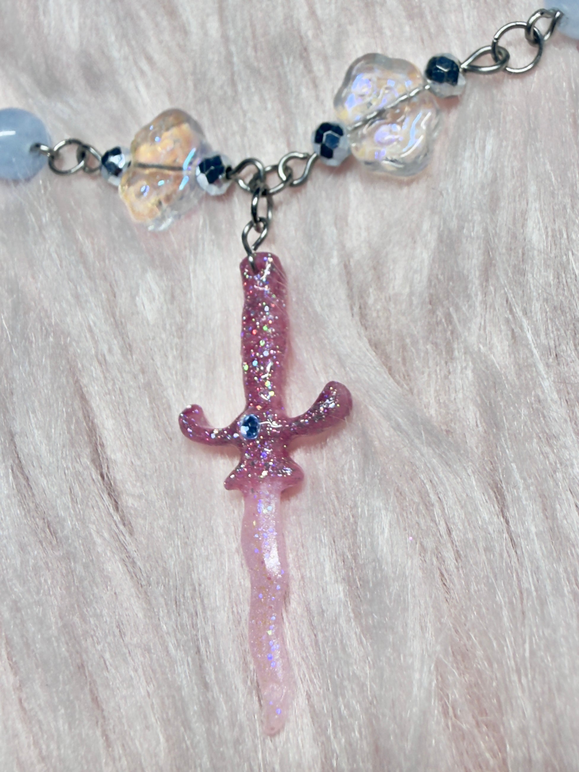 FIELD TRIP ♡ dagger necklace