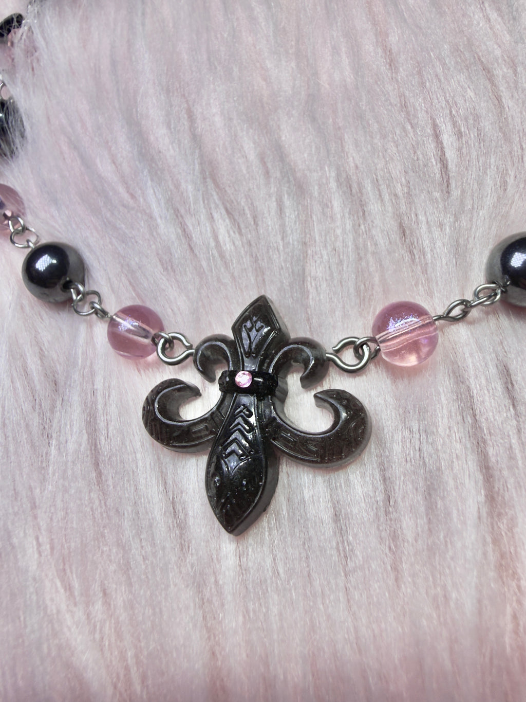 NOIR GOYLE ♡ french flower necklace