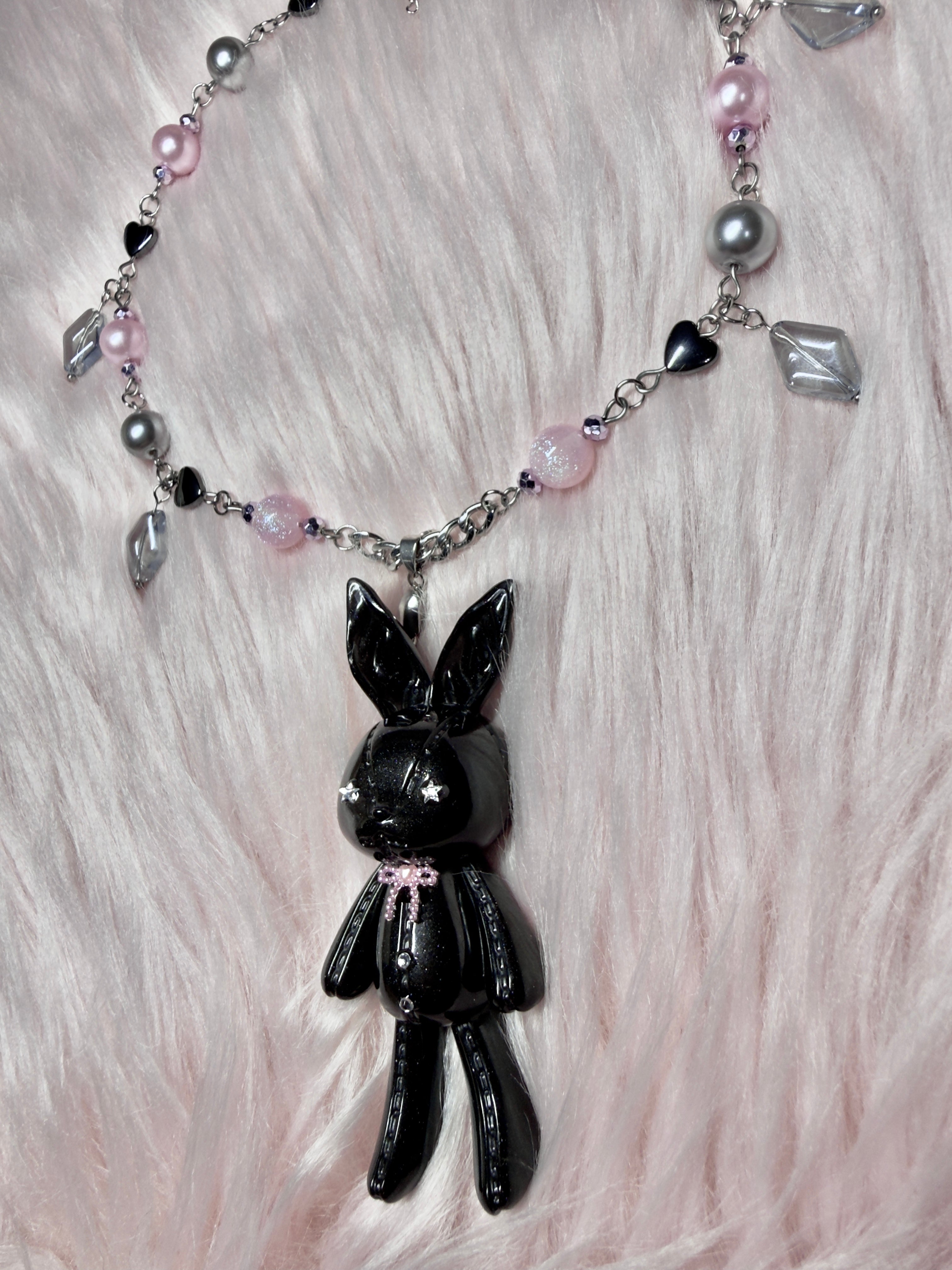 DARKNESS ♡ bunny necklace