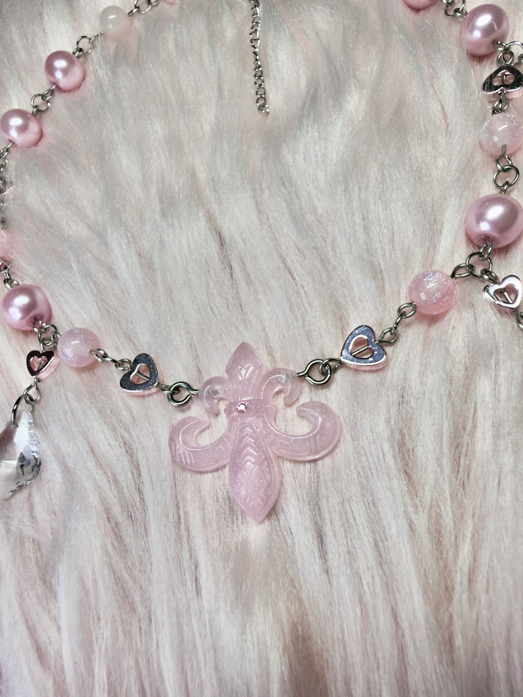 ROCHELLE GOYLE ♡ french flower necklace