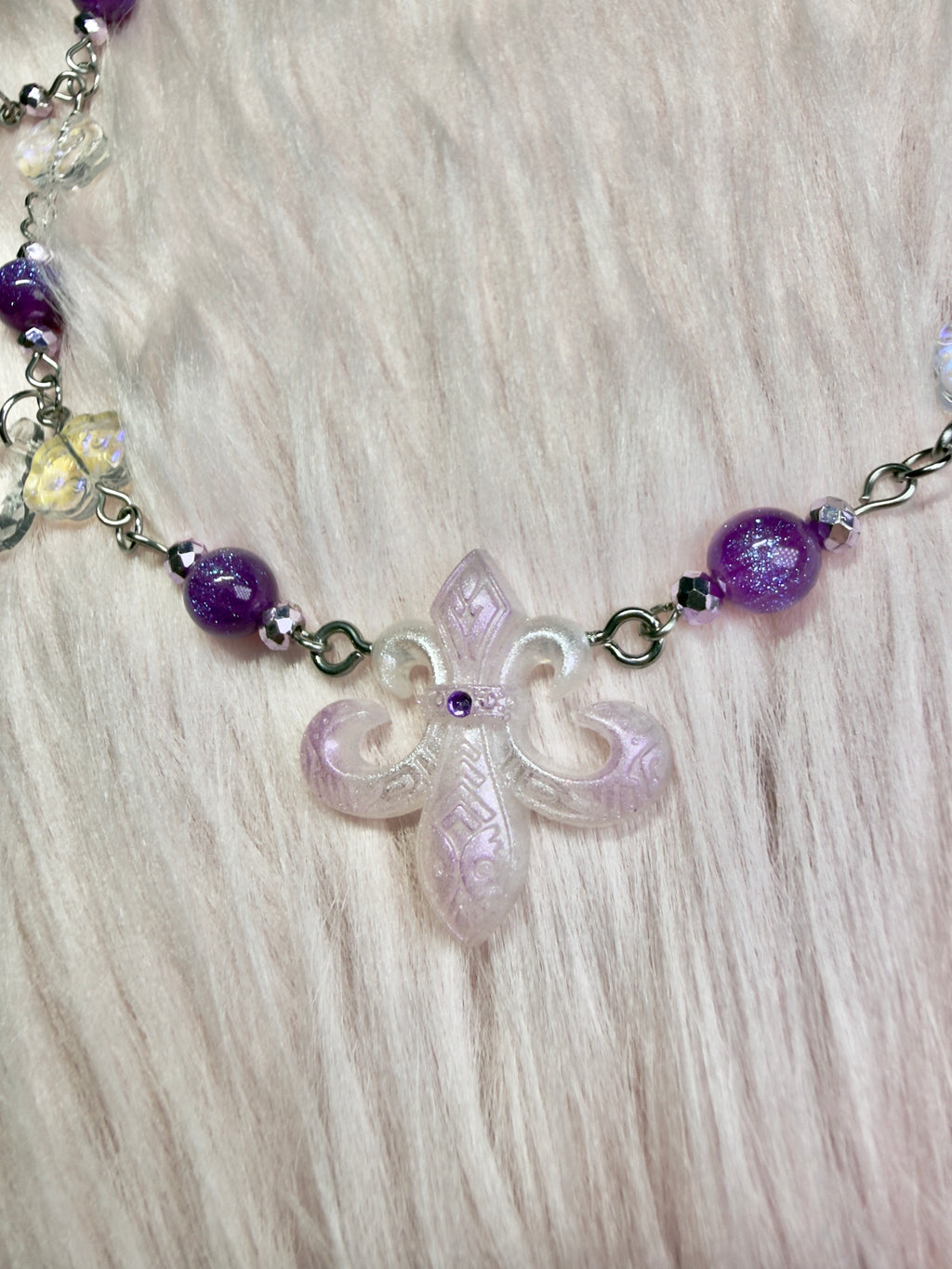 SCARIS ♡ french flower necklace