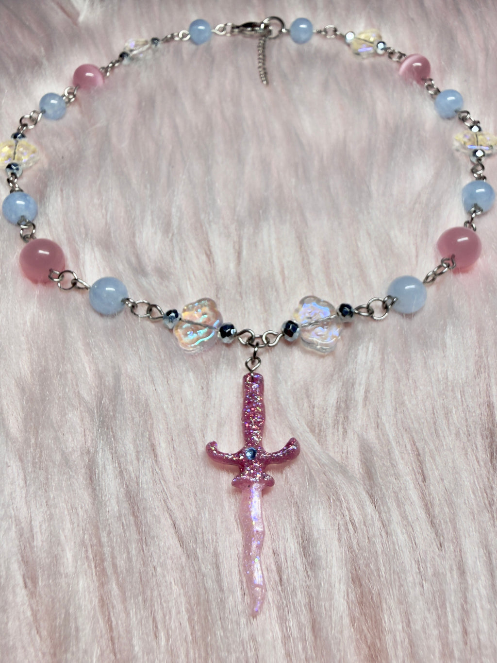 FIELD TRIP ♡ dagger necklace