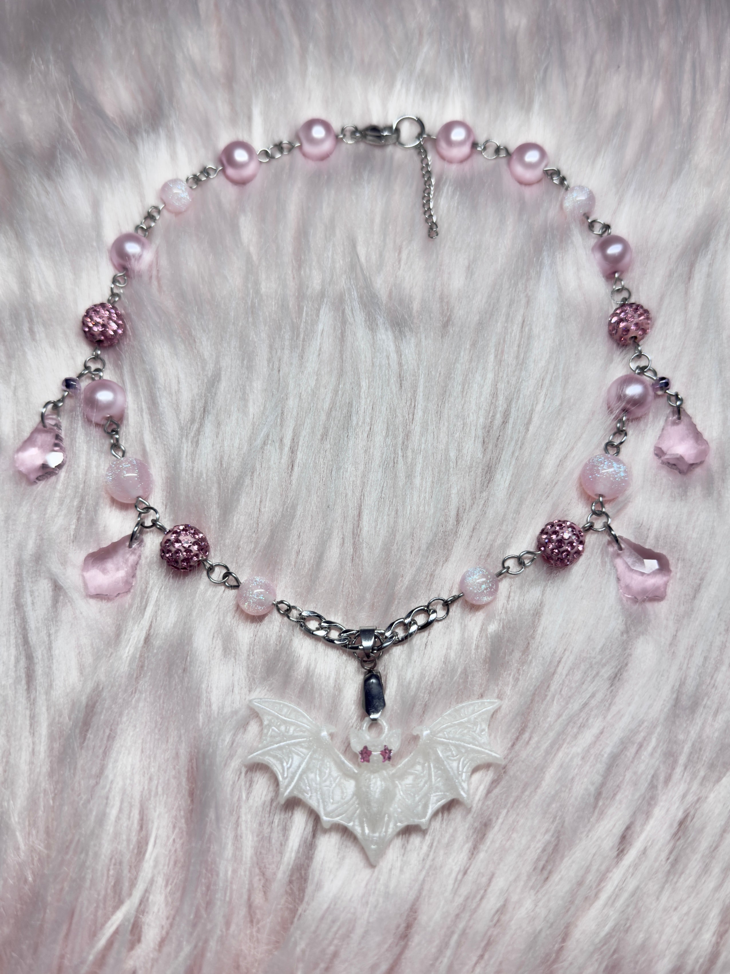 VAMPIRINA ♡ bat necklace